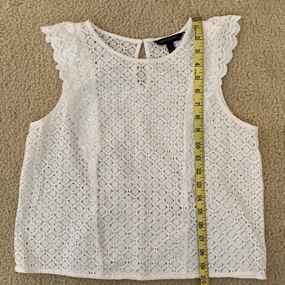 Lace Banana Republic short top size S. - Picture 3 of 3